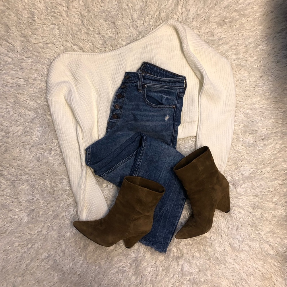 Women’s Abercrombie straight jeans